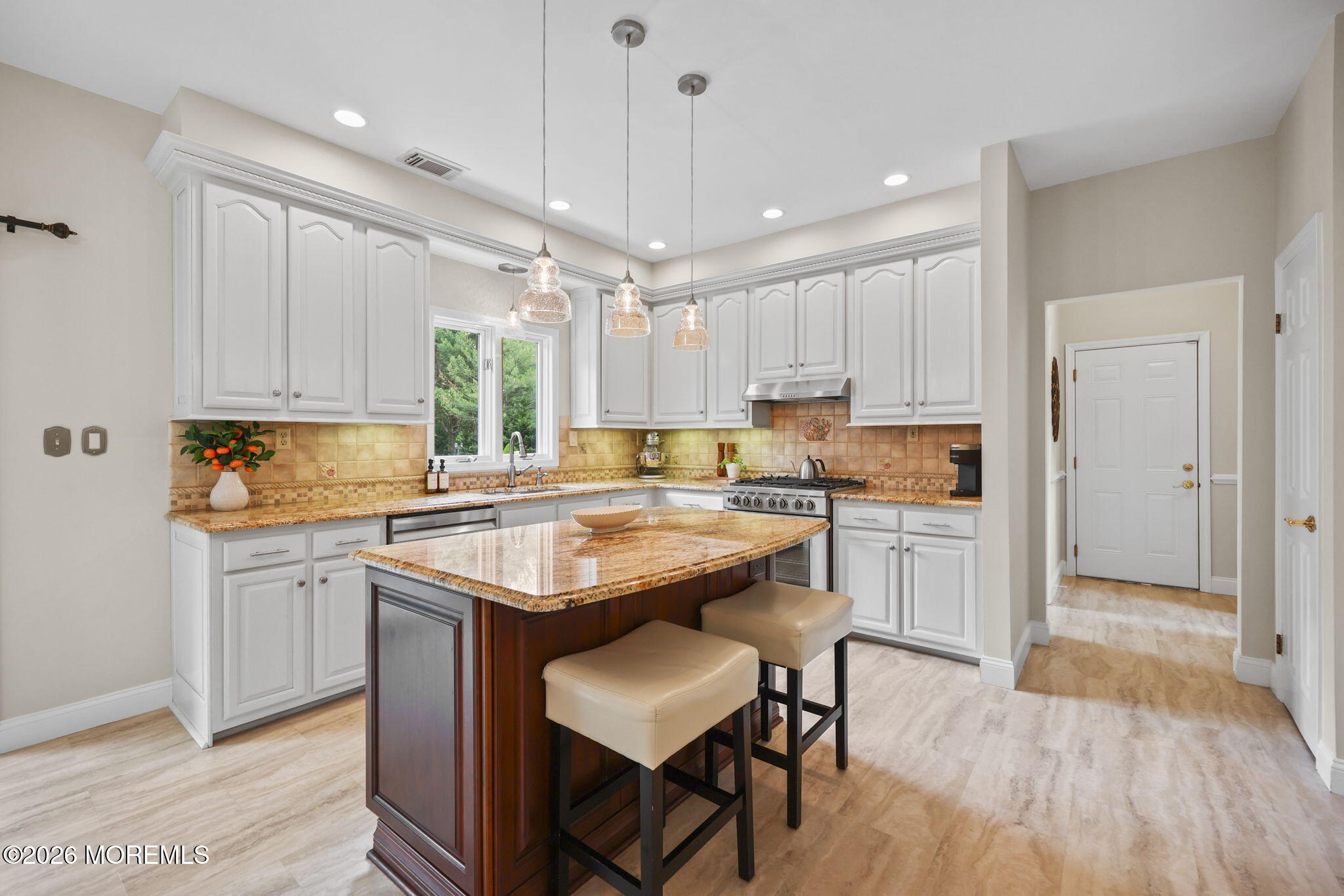 5 Mohegan Road Freehold, NJ 07728 - Photo 16 of 77 KITCHEN