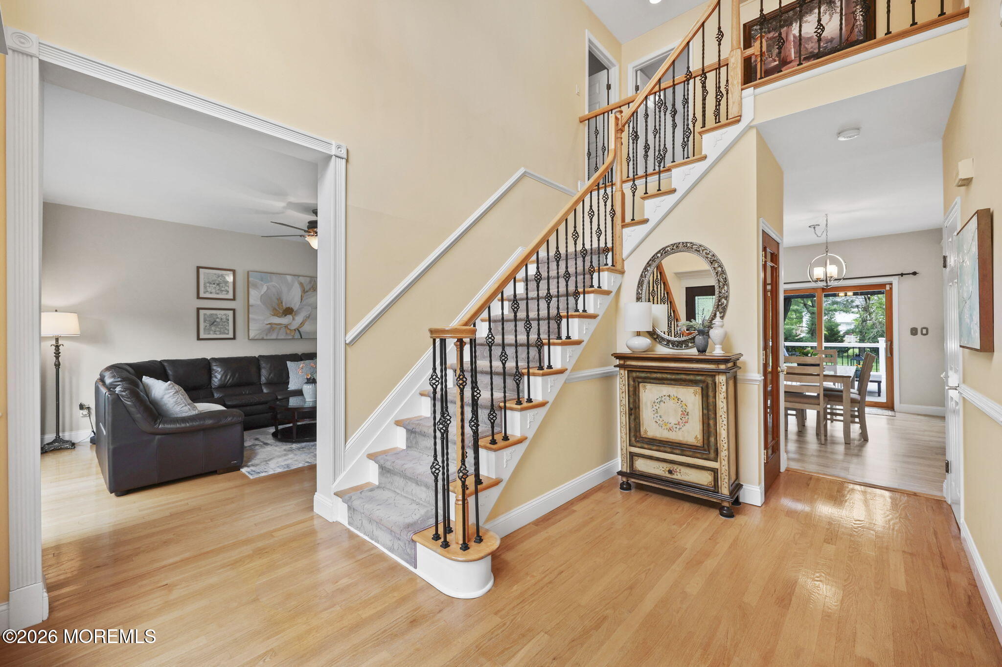 5 Mohegan Road Freehold, NJ 07728 - Photo 5 of 77 FOYER