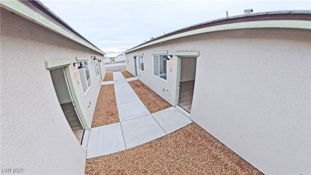 $1,390 | 1340 East Arrowhead Street, Unit 1, Pahrump, NV 89048