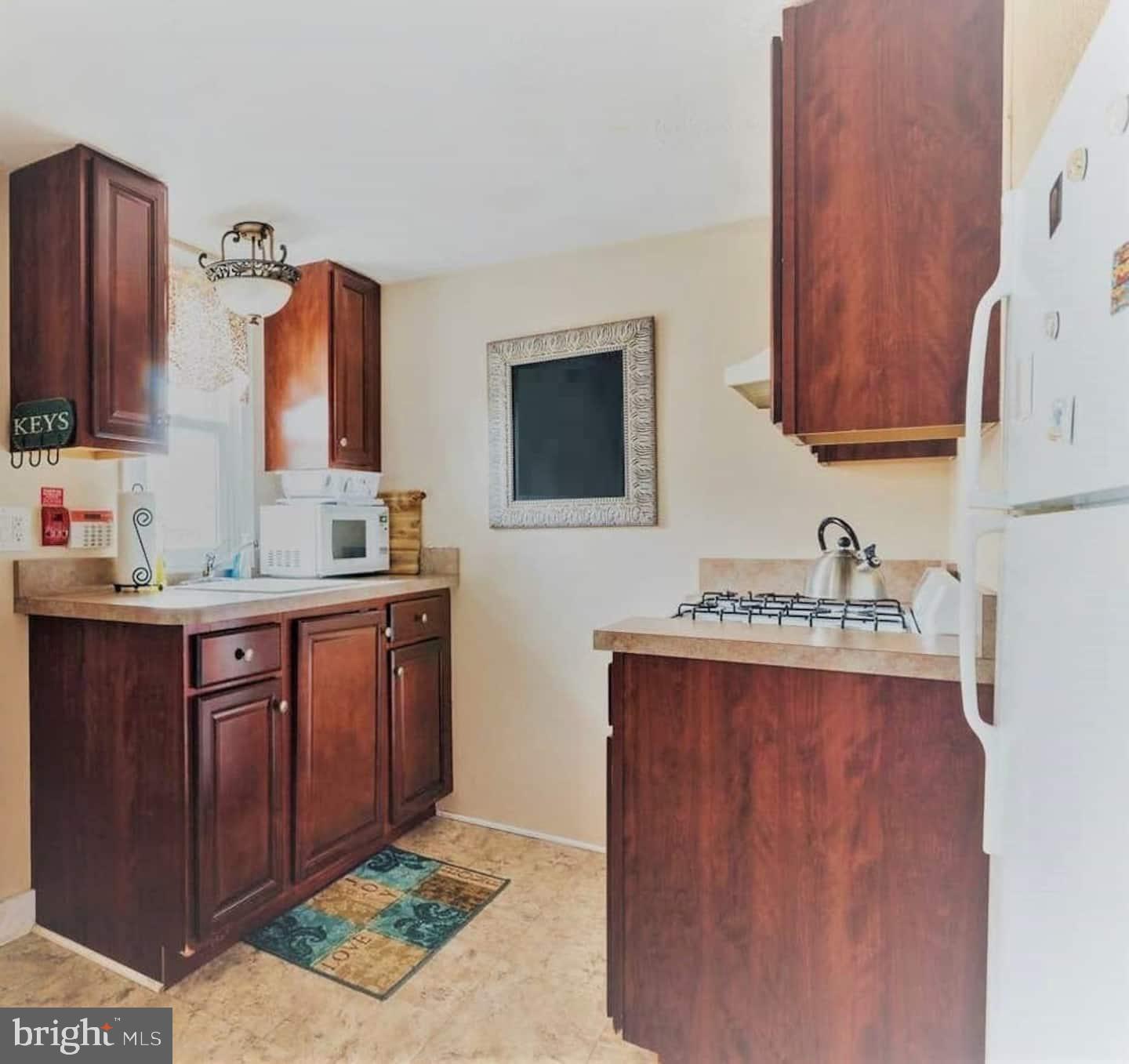 6936 Ridge Avenue Philadelphia, PA 19128 - Photo 11 of 43