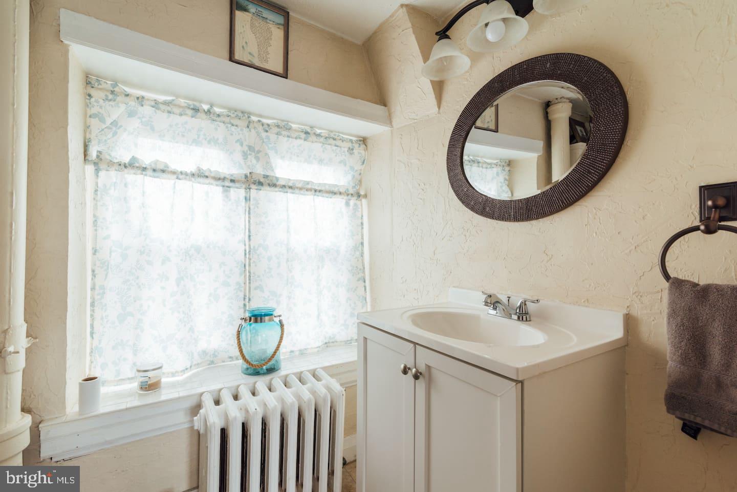 6936 Ridge Avenue Philadelphia, PA 19128 - Photo 13 of 43