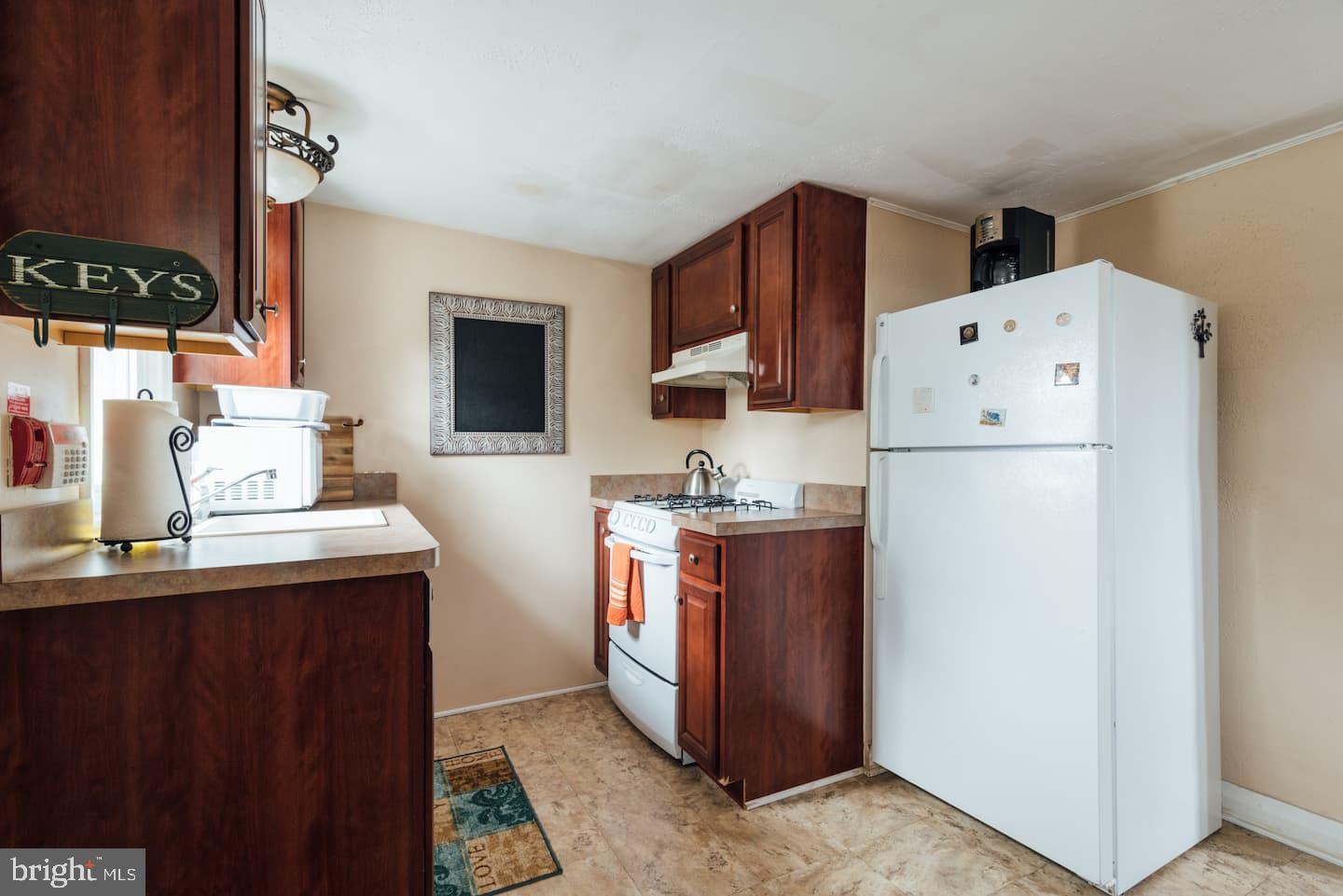 6936 Ridge Avenue Philadelphia, PA 19128 - Photo 23 of 43