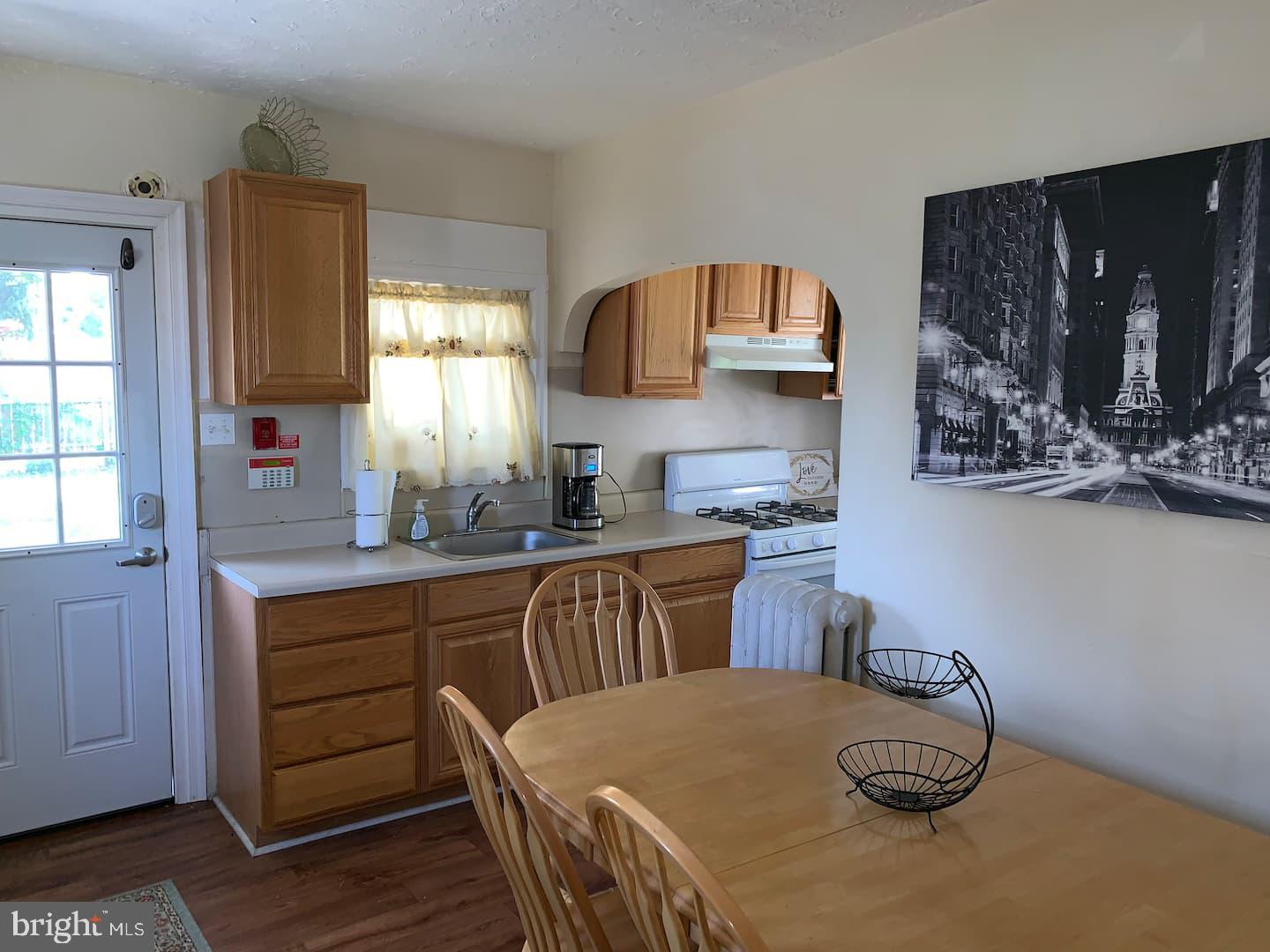 6936 Ridge Avenue Philadelphia, PA 19128 - Photo 40 of 43