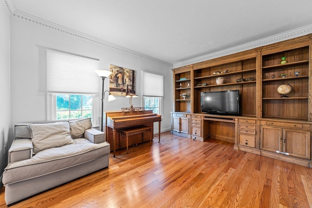 20 Linden Glen Road Canton, MA 02021 - Photo 14 of 42 Gallery Image 14