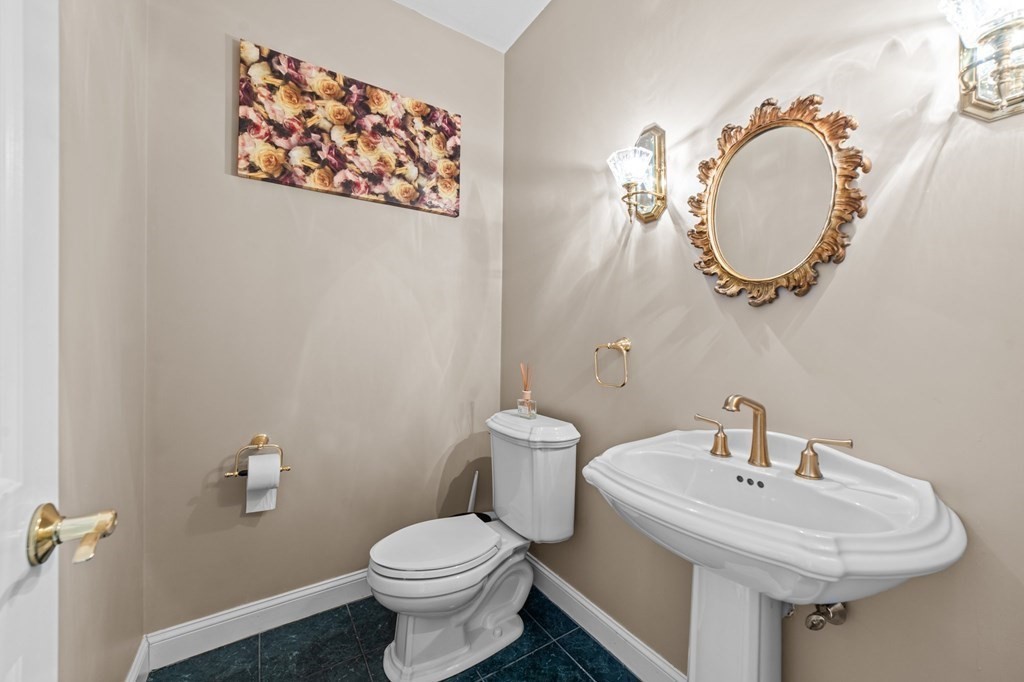20 Linden Glen Road Canton, MA 02021 - Photo 15 of 42 Gallery Image 15