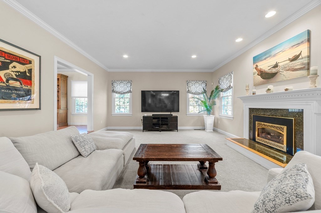 20 Linden Glen Road Canton, MA 02021 - Photo 4 of 42 Gallery Image 4