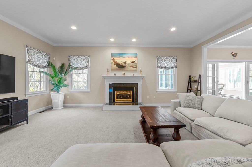 20 Linden Glen Road Canton, MA 02021 - Photo 6 of 42 Gallery Image 6