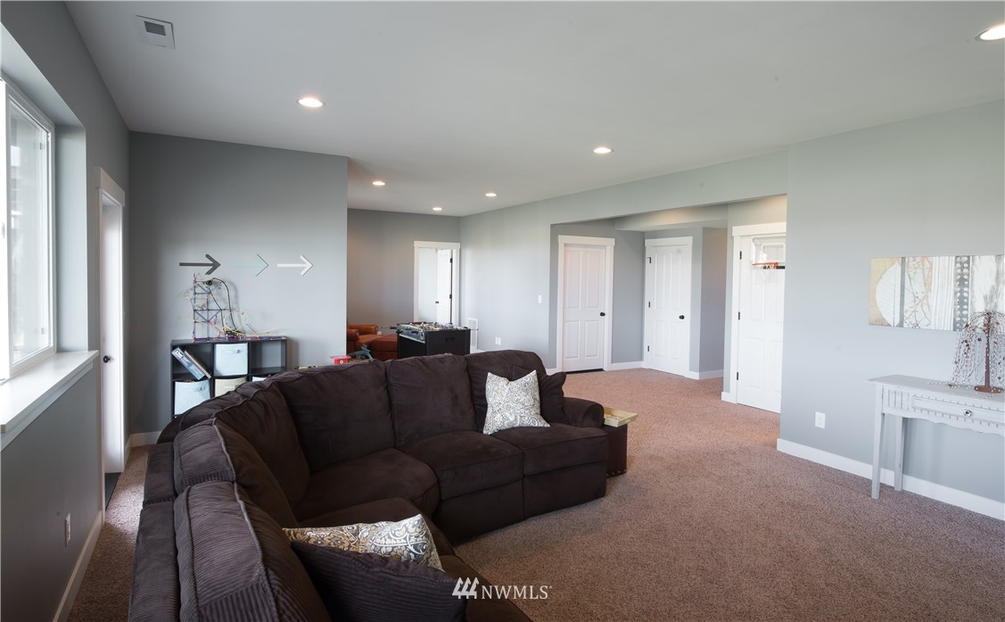 663 West Smith Road Bellingham, WA 98226 - Photo 17 of 20