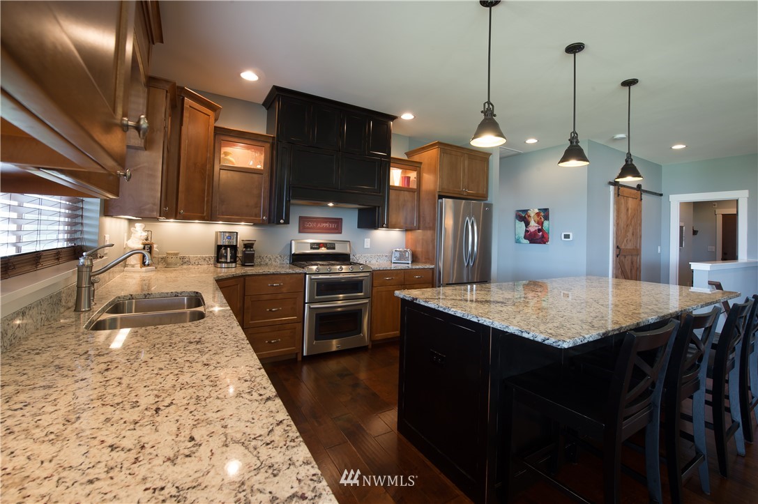 663 West Smith Road Bellingham, WA 98226 - Photo 5 of 20