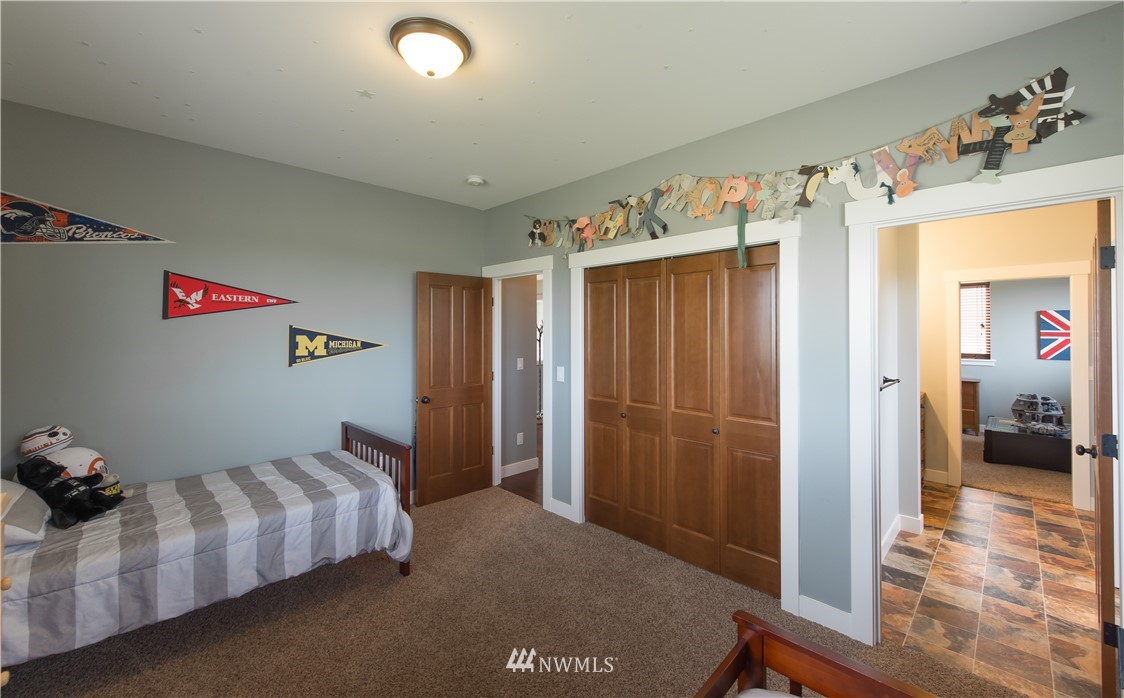 663 West Smith Road Bellingham, WA 98226 - Photo 10 of 20