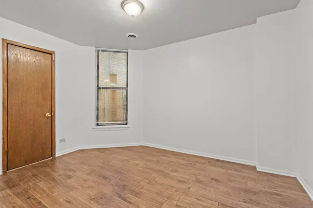 $1,095,000 | 6037 South Champlain Avenue, Chicago, IL 60637