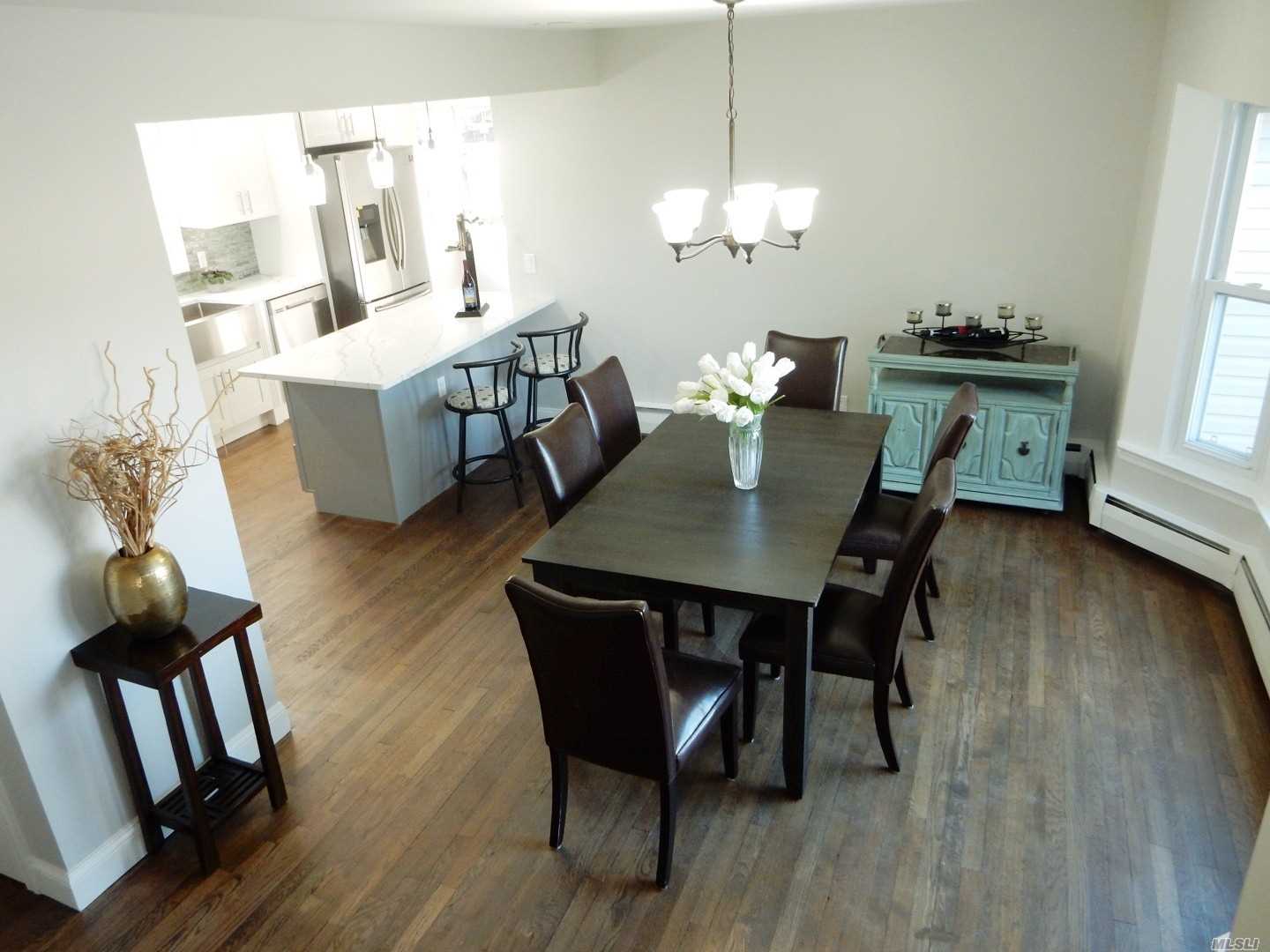 8 Roxbury Drive Commack, NY 11725 - Photo 8 of 20 Gallery Image 8