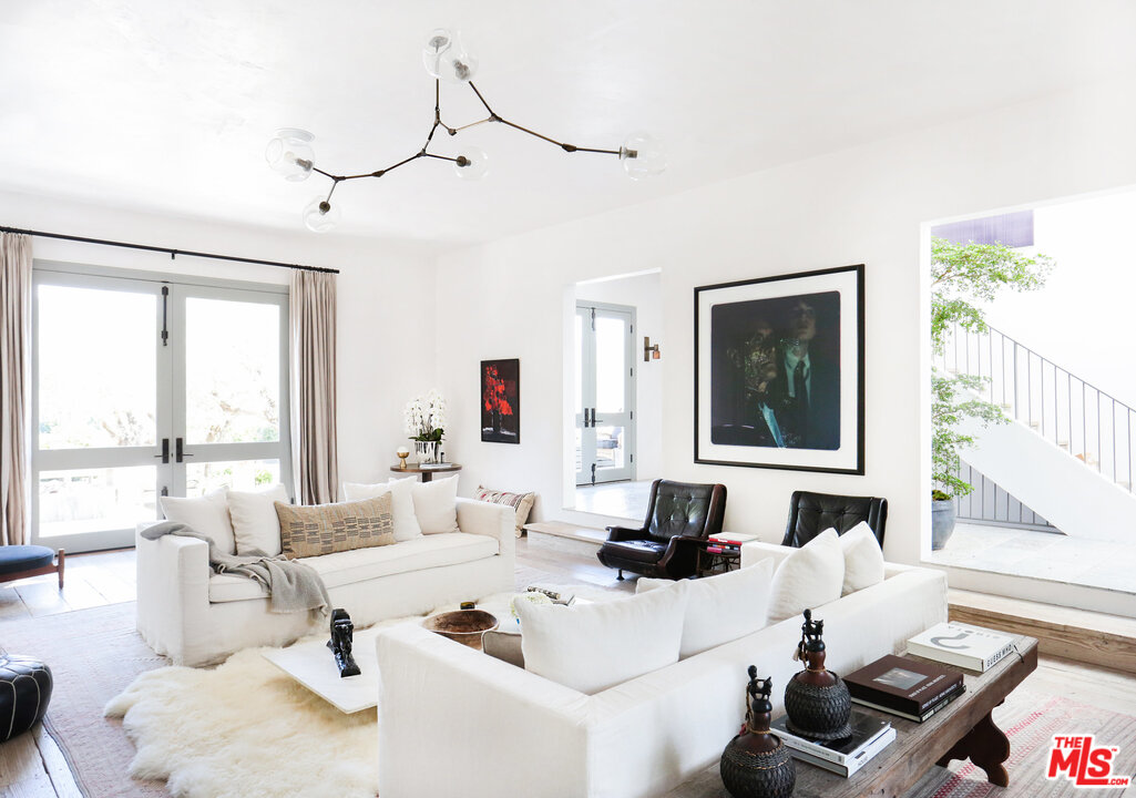 29075 Grayfox Street Malibu, CA 90265 - Photo 12 of 29