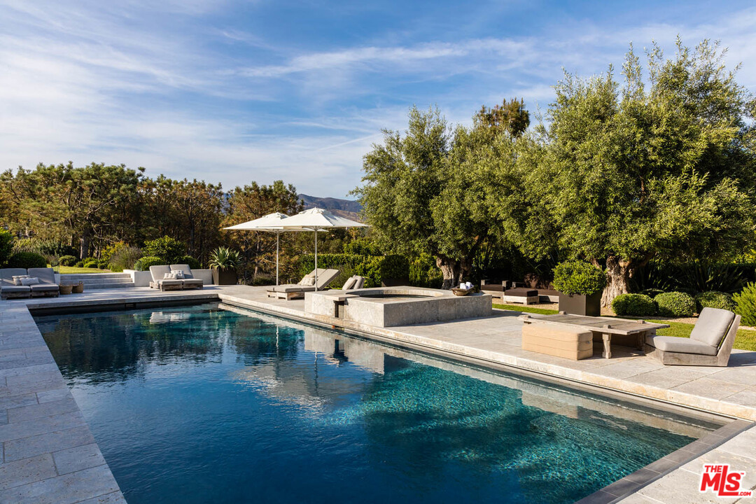 29075 Grayfox Street Malibu, CA 90265 - Photo 5 of 29