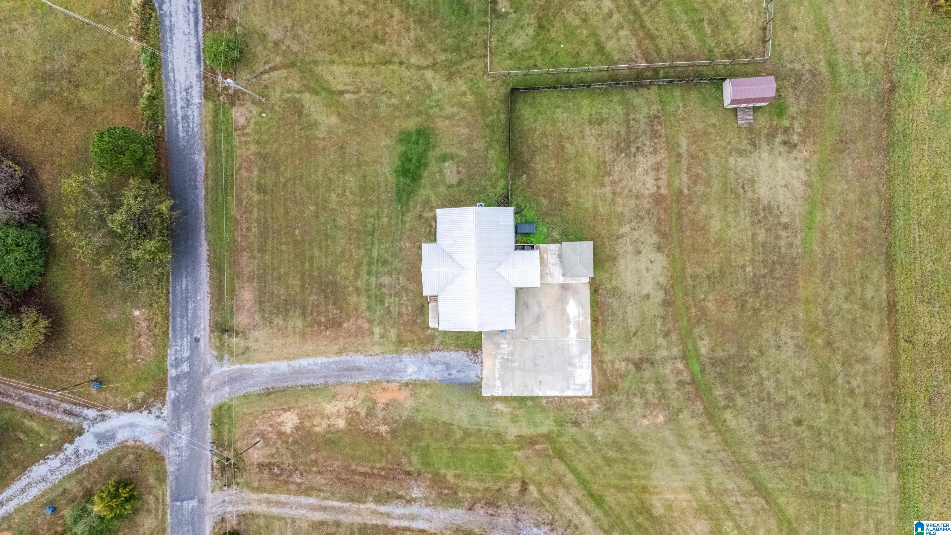 1069 Holt Circle Hayden, AL 35079 - Photo 41 of 44