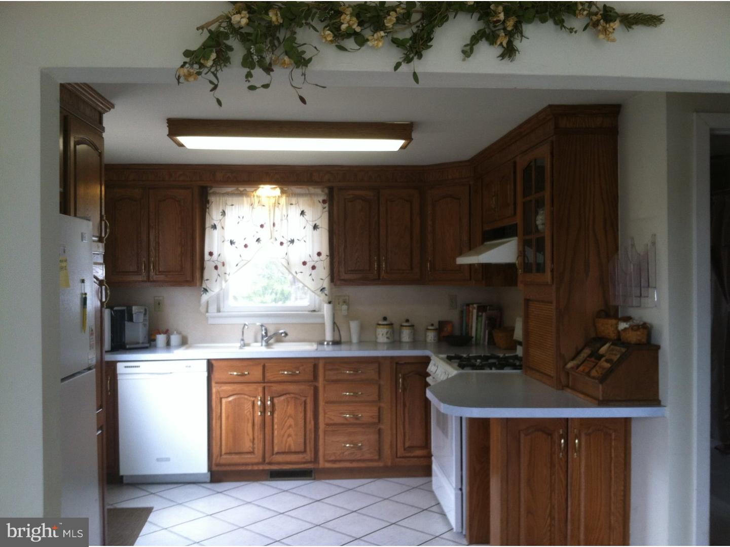 107 Merkel Road Gilbertsville, PA 19525 - Photo 8 of 19 Kitchen