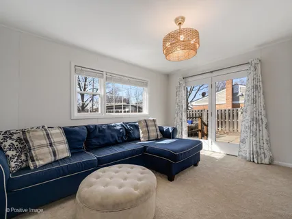 $695,000 | 1440 Evergreen Terrace, Glenview, IL 60025