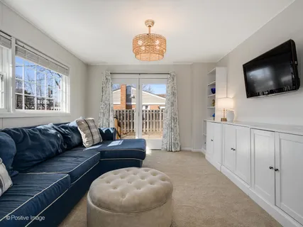 $695,000 | 1440 Evergreen Terrace, Glenview, IL 60025