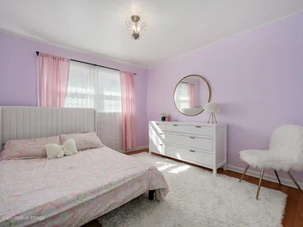 $695,000 | 1440 Evergreen Terrace, Glenview, IL 60025