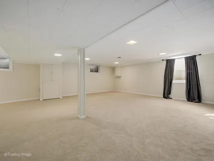 $695,000 | 1440 Evergreen Terrace, Glenview, IL 60025