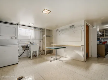 $695,000 | 1440 Evergreen Terrace, Glenview, IL 60025