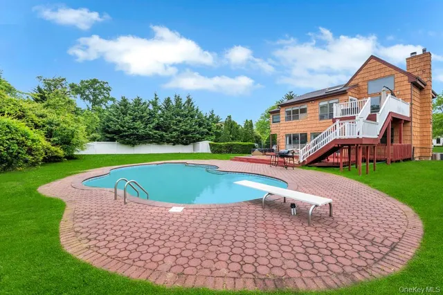 a view of outdoor space yard deck and house