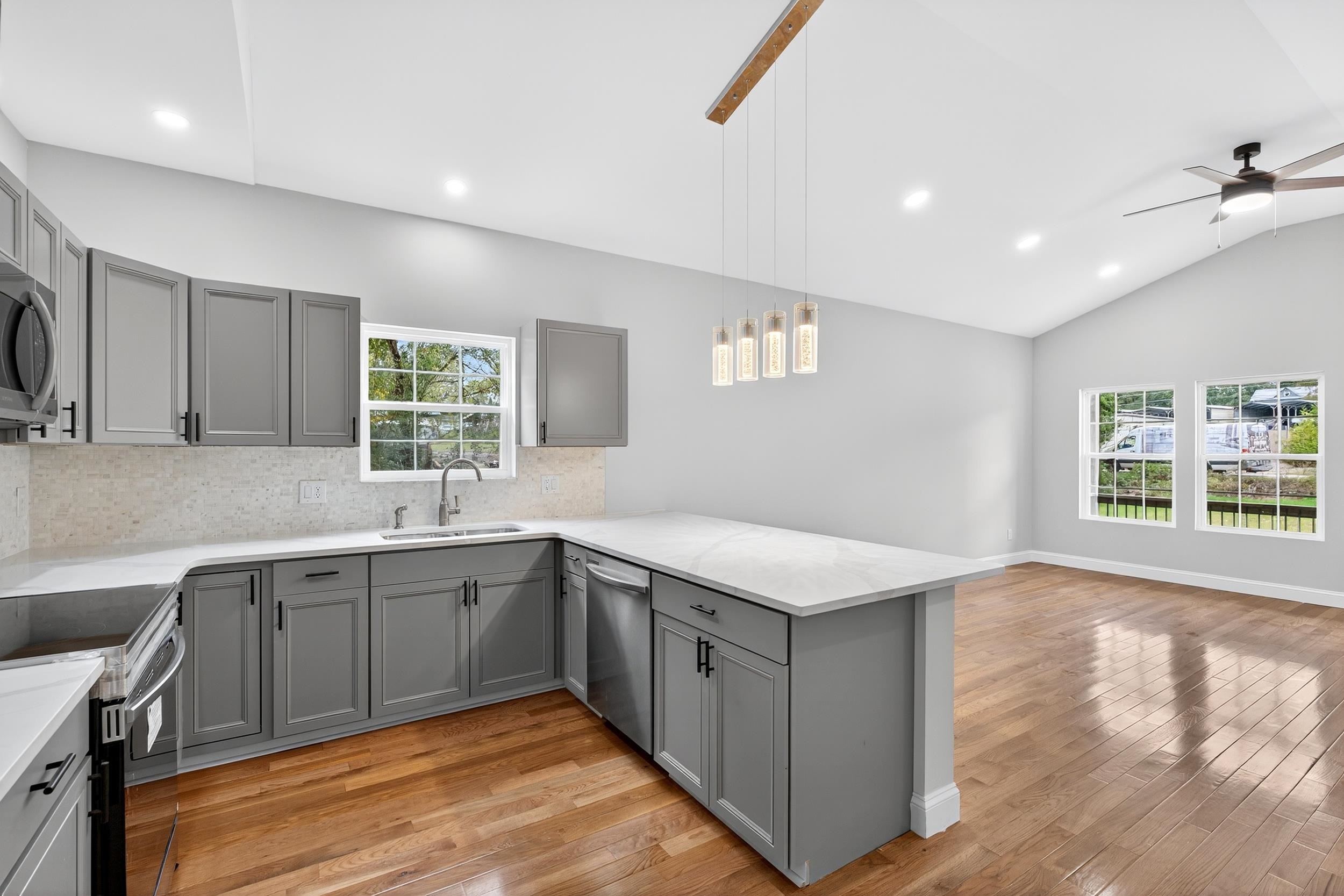 519 South Shamrock Avenue Landrum, SC 29356 - Photo 12 of 30