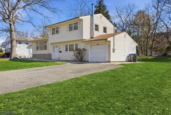 $675,000 | 39 Gage Road, East Brunswick, NJ 08816