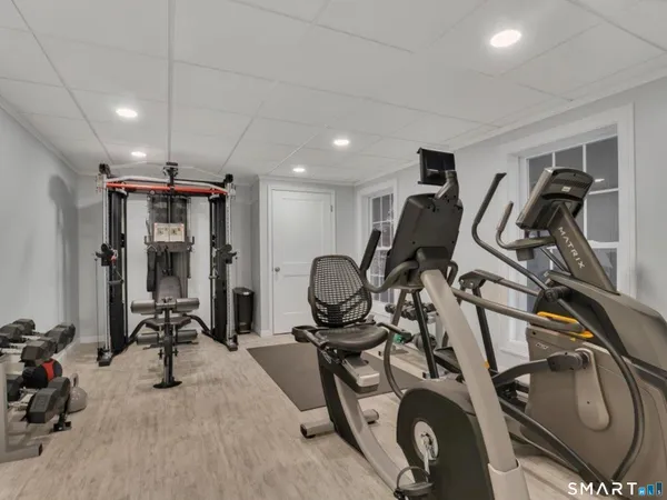 $1,100,000 | 7 Jet Brook Road, Newtown, CT 06470