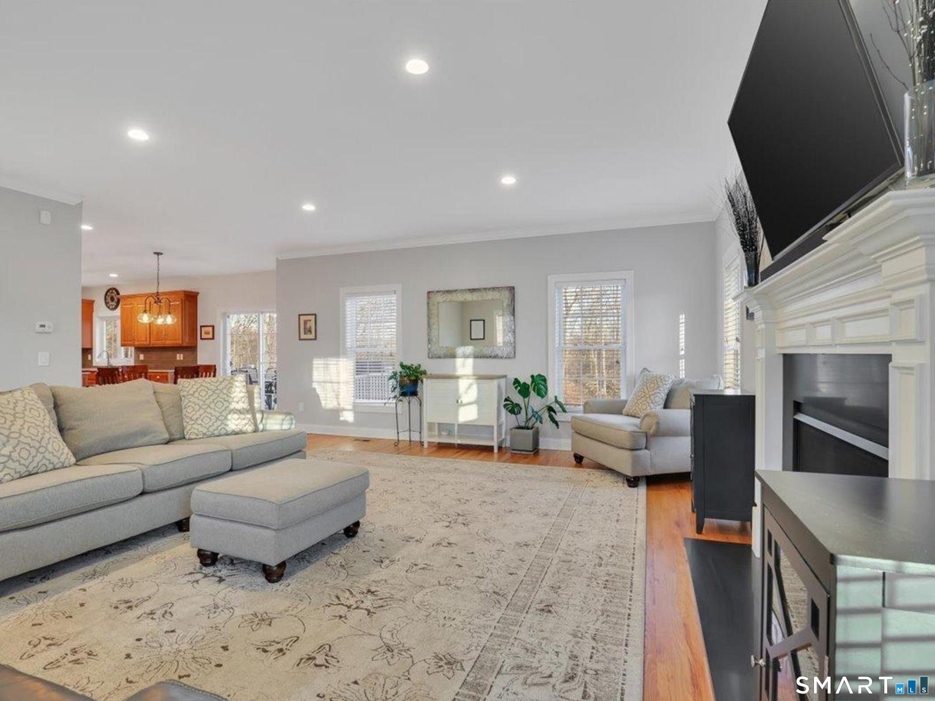 7 Jet Brook Road Newtown, CT 06470 - Photo 5 of 29