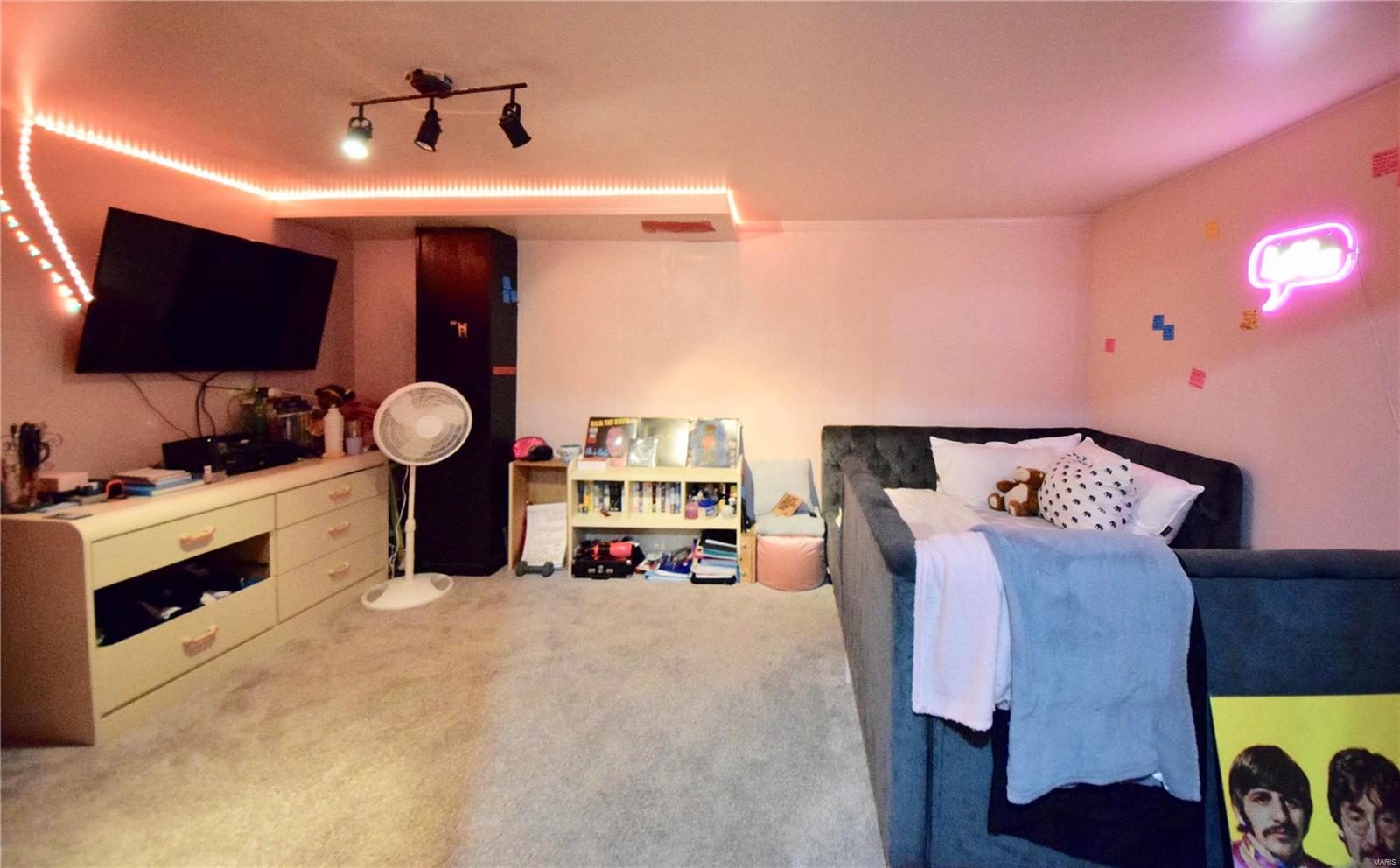 105 Green Acres Road St. Louis, MO 63137 - Photo 22 of 32 Gallery Image 22