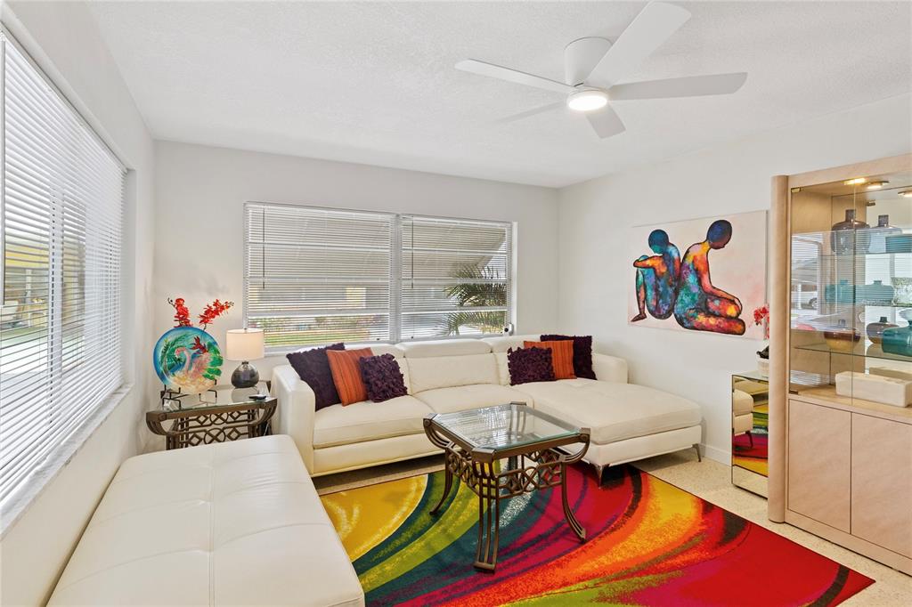 250 Rosery Road Northwest, Unit 280 Largo, FL 33770 - Photo 2 of 19