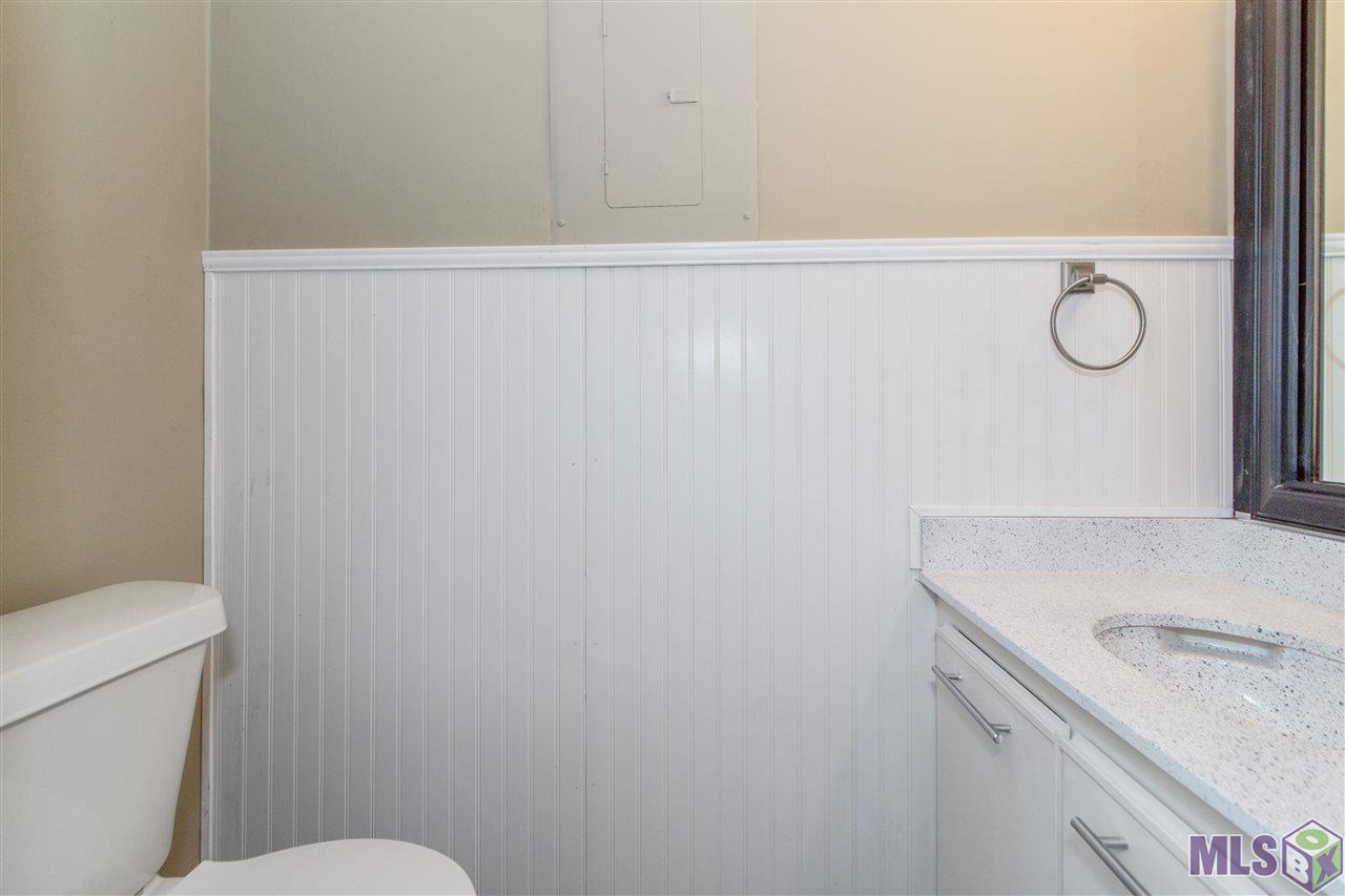 8545 Summa Avenue, Unit 1 Baton Rouge, LA 70809 - Photo 7 of 13 bathroom - 1/2 bath downstairs
