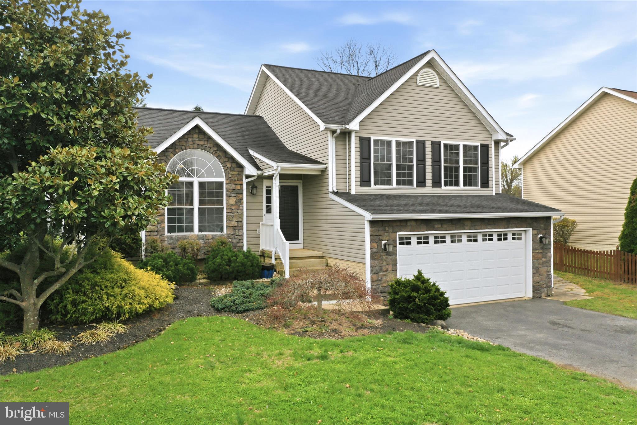 88 Grassy Meadow Road Charles Town, WV 25414 - Photo 43 of 44 front view of a house with a yard