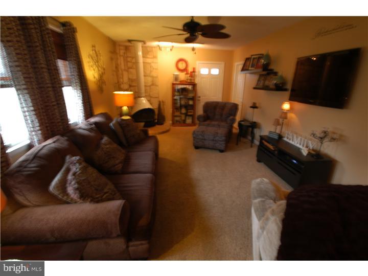 534 Cassingham Road Fairless Hills, PA 19030 - Photo 8 of 19 Gallery Image 8