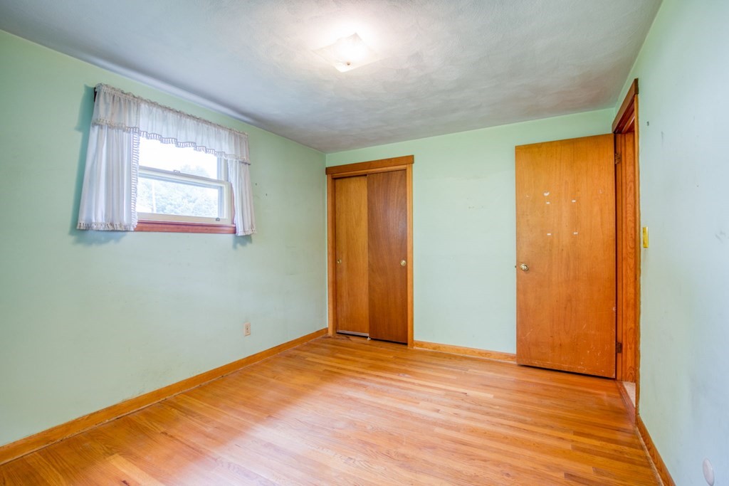 180 Feltham Road Springfield, MA 01118 - Photo 21 of 26 Gallery Image 21