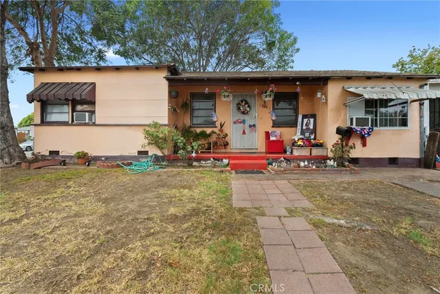 $520,000 | 12323 Edgebrook Avenue, Lynwood, CA 90262