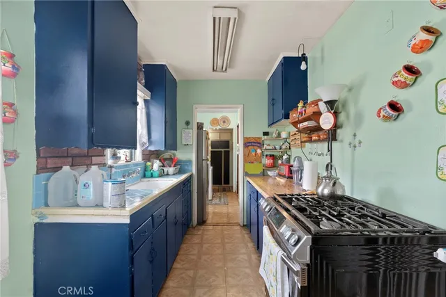 $520,000 | 12323 Edgebrook Avenue, Lynwood, CA 90262