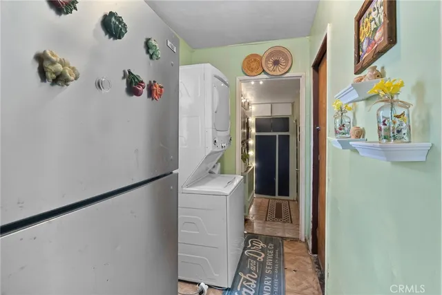 $520,000 | 12323 Edgebrook Avenue, Lynwood, CA 90262