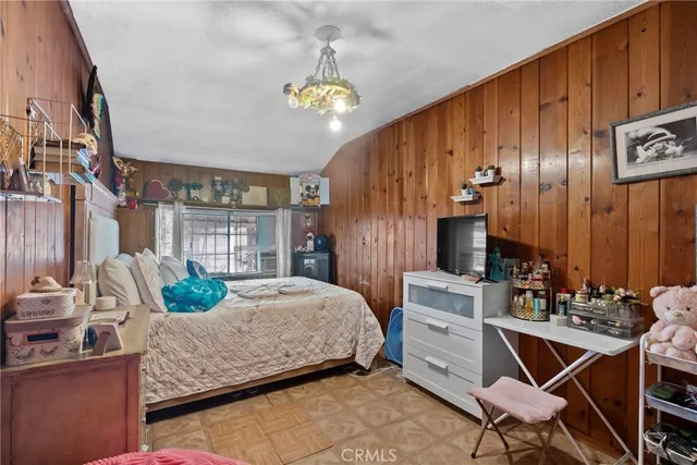 $520,000 | 12323 Edgebrook Avenue, Lynwood, CA 90262