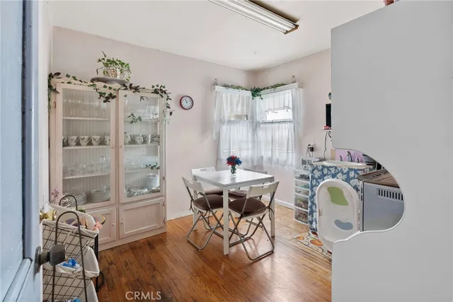 $520,000 | 12323 Edgebrook Avenue, Lynwood, CA 90262