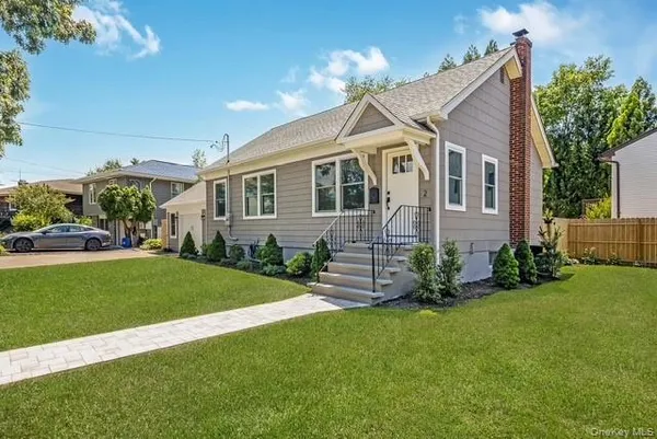 $4,750 | 2 Cherry Road, Bayville, NY 11709