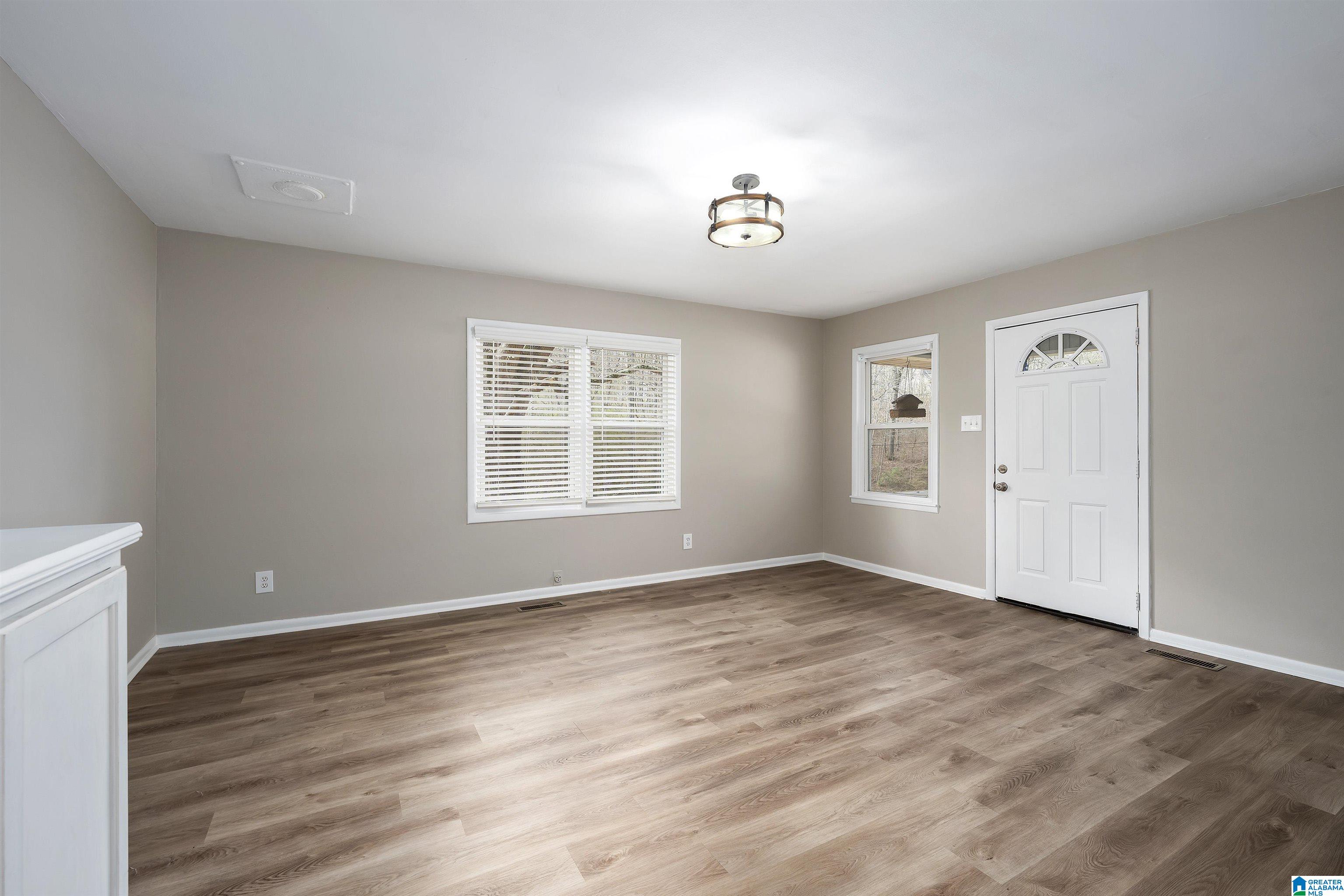 578 Cross Street Springville, AL 35146 - Photo 7 of 20