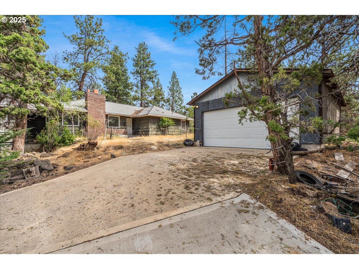 438 Northeast 9th Street Bend, OR 97701 - Photo 13 of 29 a view of a house with a yard