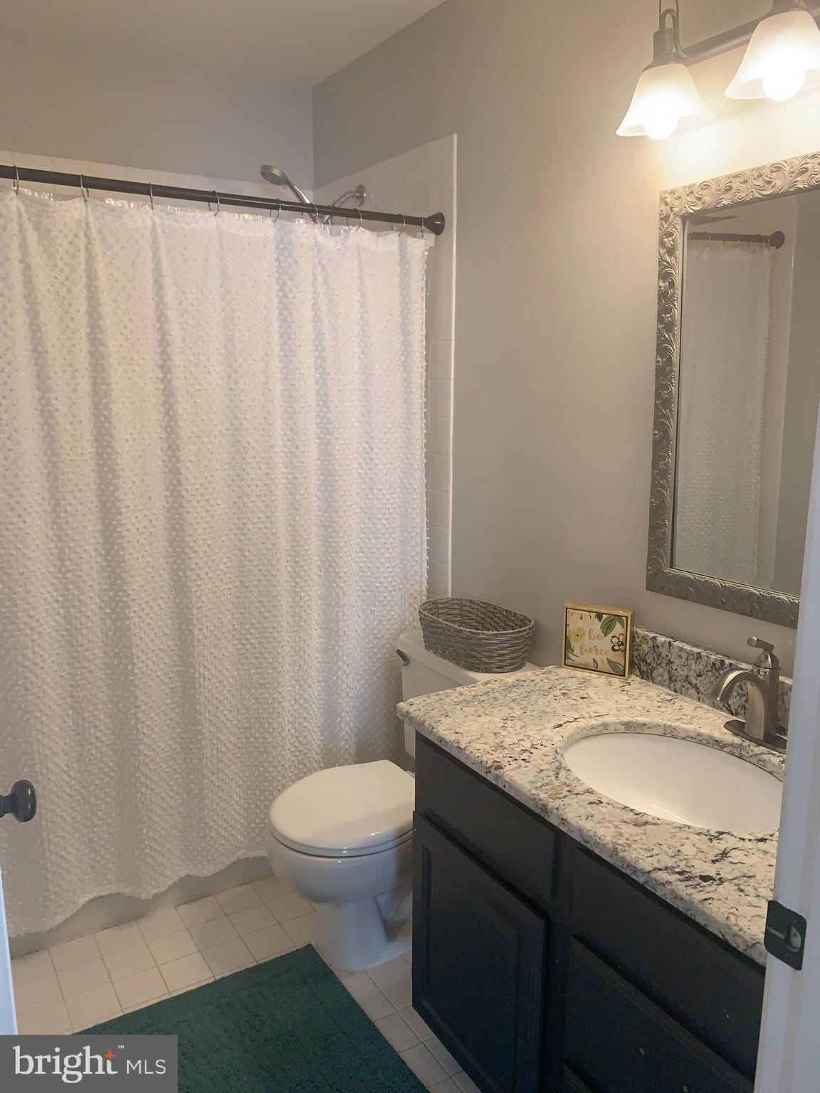 4 Leamington Road Fredericksburg, VA 22406 - Photo 15 of 18 Bathroom