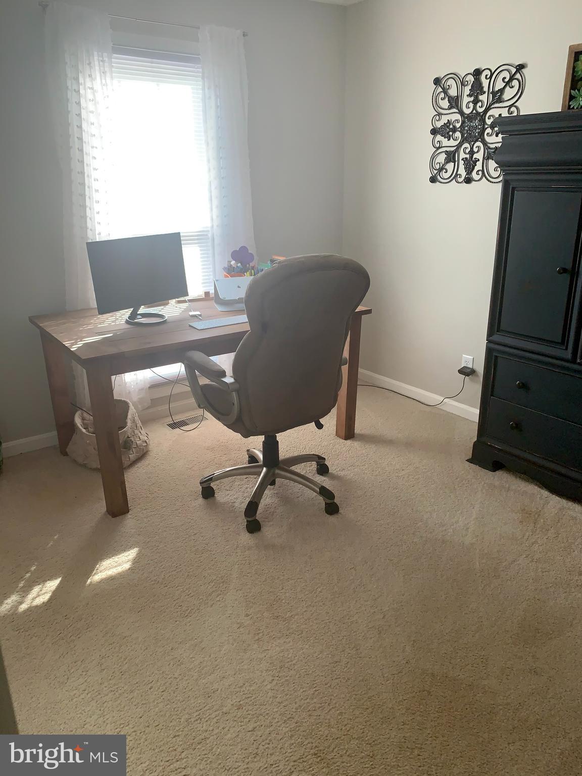 4 Leamington Road Fredericksburg, VA 22406 - Photo 16 of 18 Office