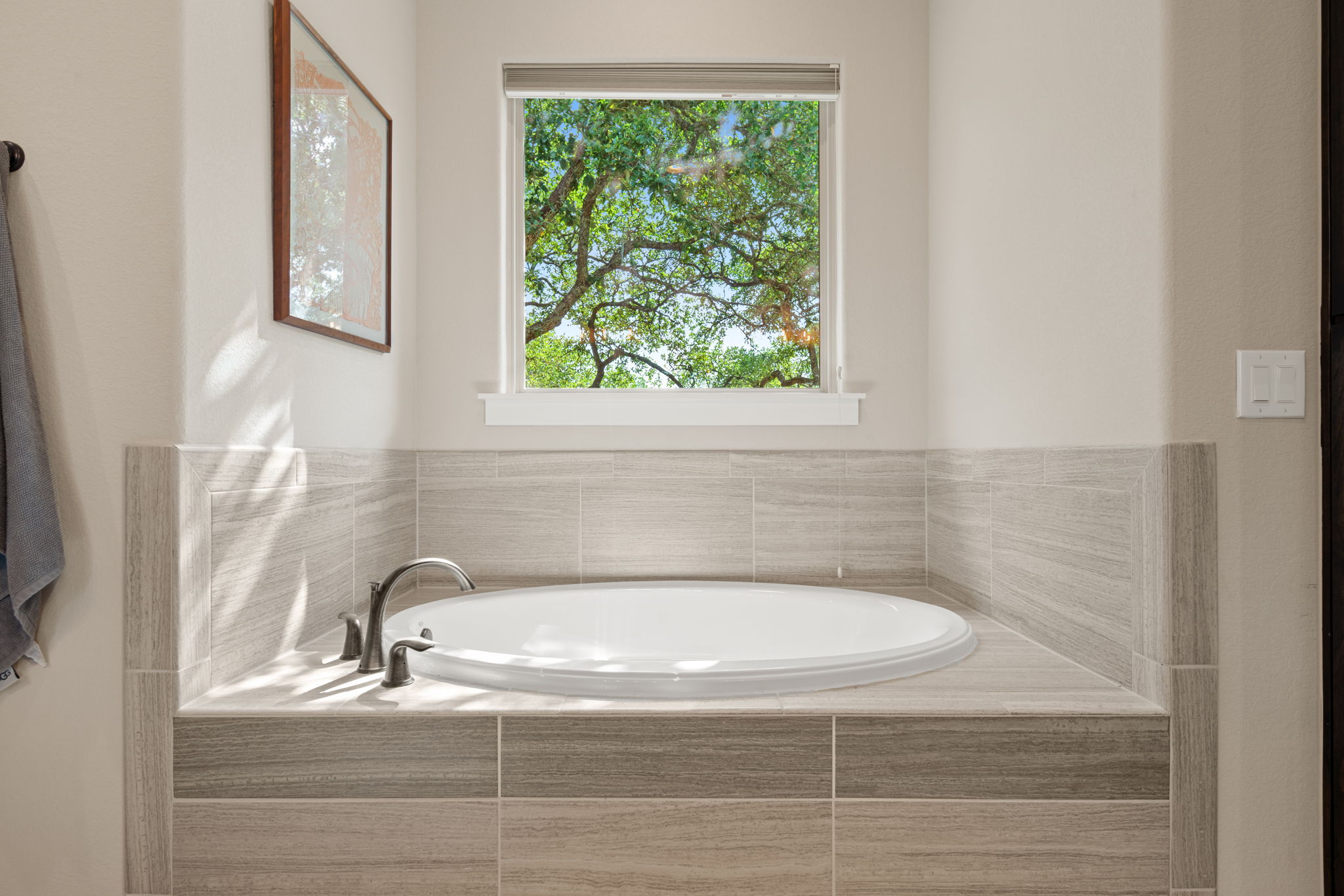 212 Marbella Way Georgetown, TX 78633 - Photo 21 of 40 a bathroom with a sink
