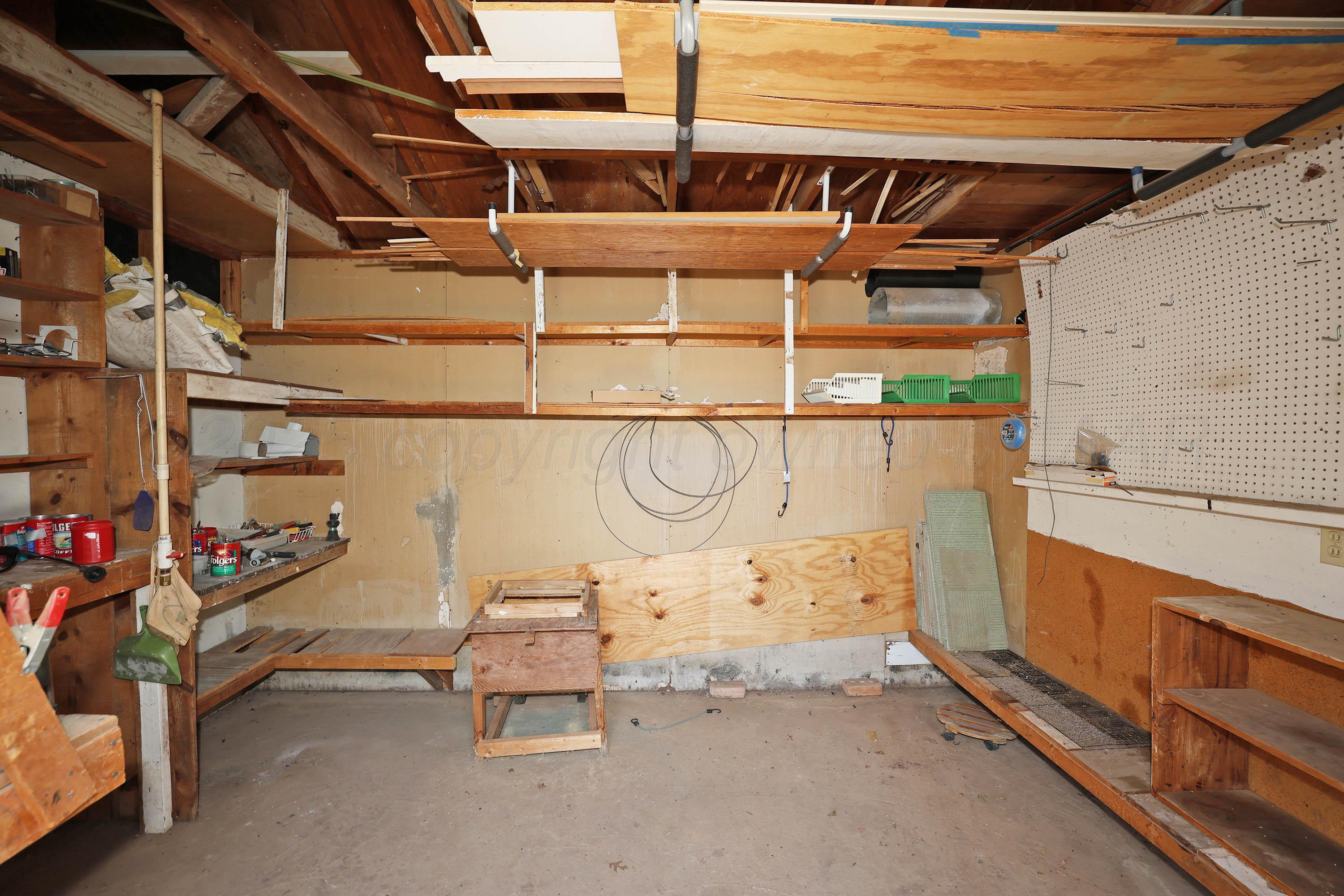 5119 South Bonham Street Amarillo, TX 79110 - Photo 32 of 32 a view of a room with racks