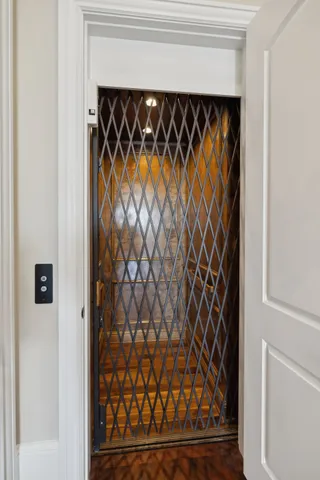 $15,000,000 | 513 King Richards Court, Franklin, TN 37067