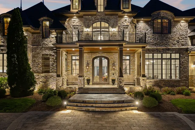 $15,000,000 | 513 King Richards Court, Franklin, TN 37067